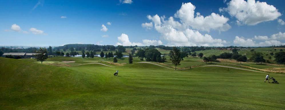 The Warwickshire And Country Club Hotel Leek Wootton